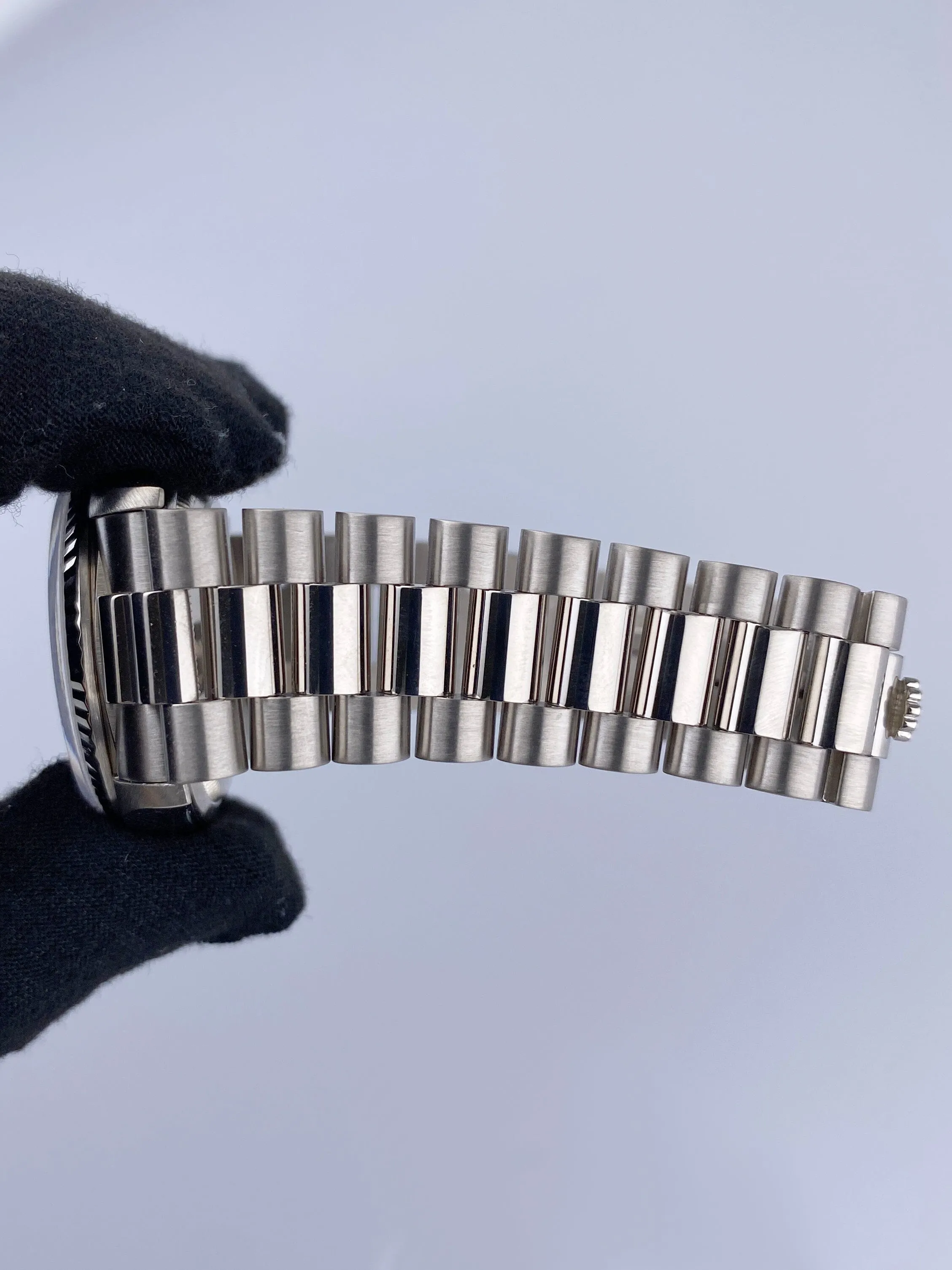 Rolex Day-Date 18239 Silver Anniversary Dial Mens Watch