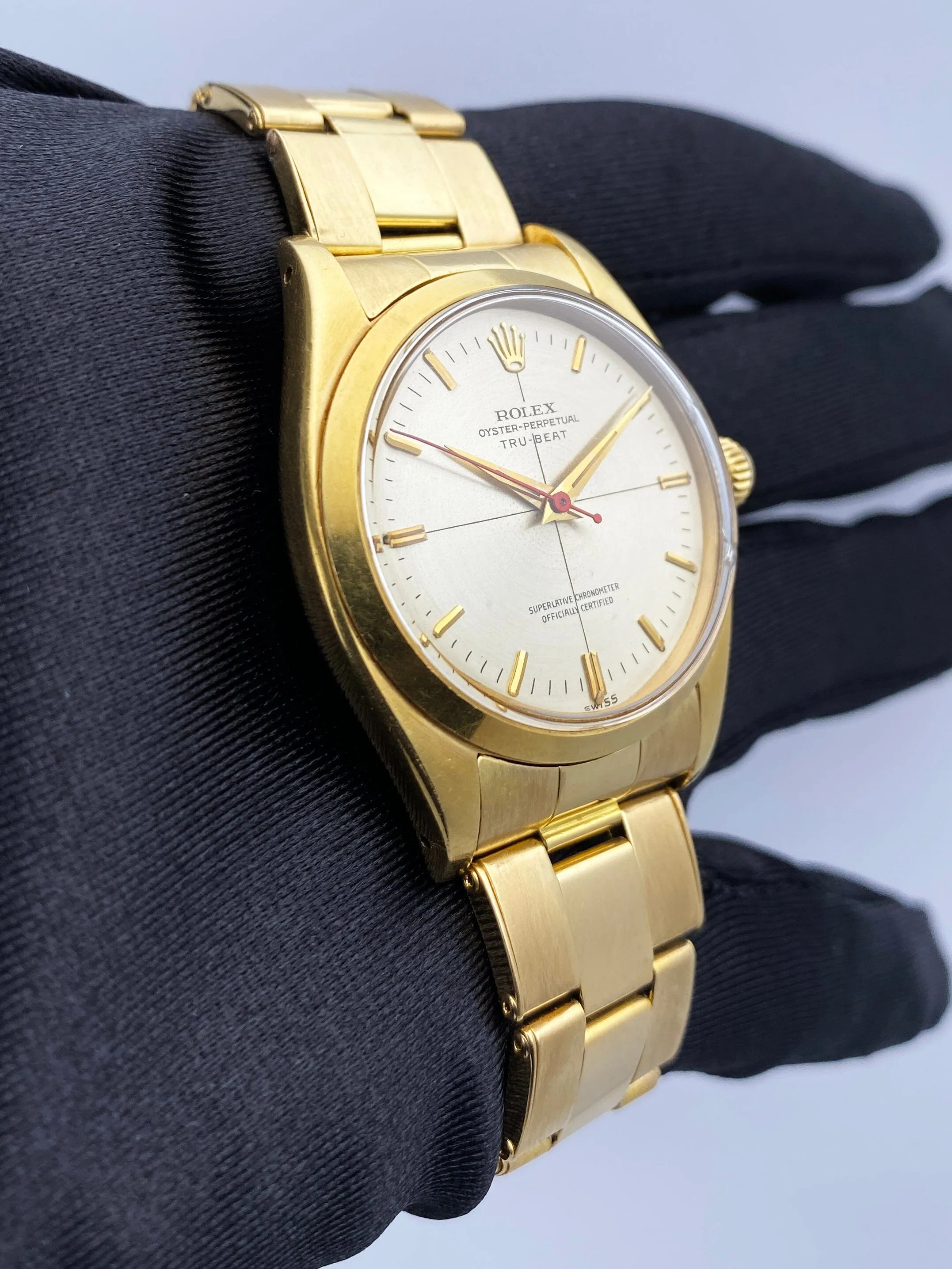 Rolex Tru-Beat 6556 18K Yellow Gold Mens Watch