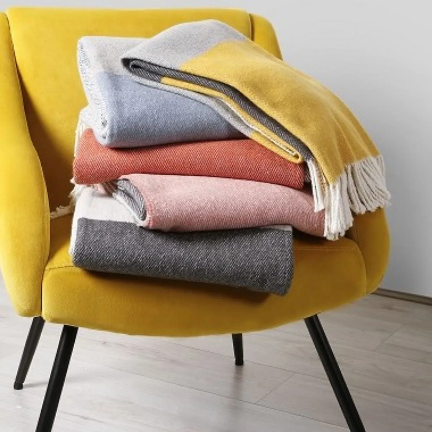 Scatterbox Riley Throw | Blue