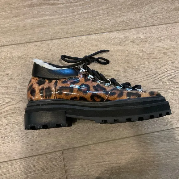Schutz Lucille Ankle Boots Leopard Print Faux Shearling Lined  Size 7