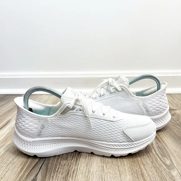 SKECHERS Women’s White Hands Free Slip-Ins Go Run Consistent 2.0 Size 8.5 EUC