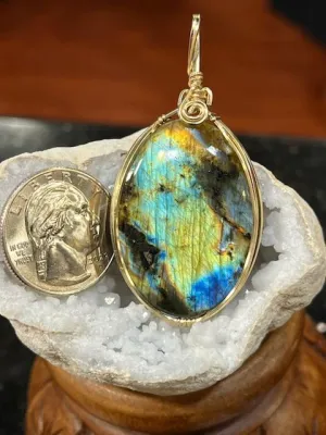 Spectralite gemmy pendant