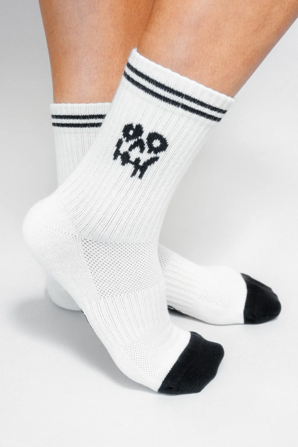 Spooky Knit Ankle Sock by Loindaflow