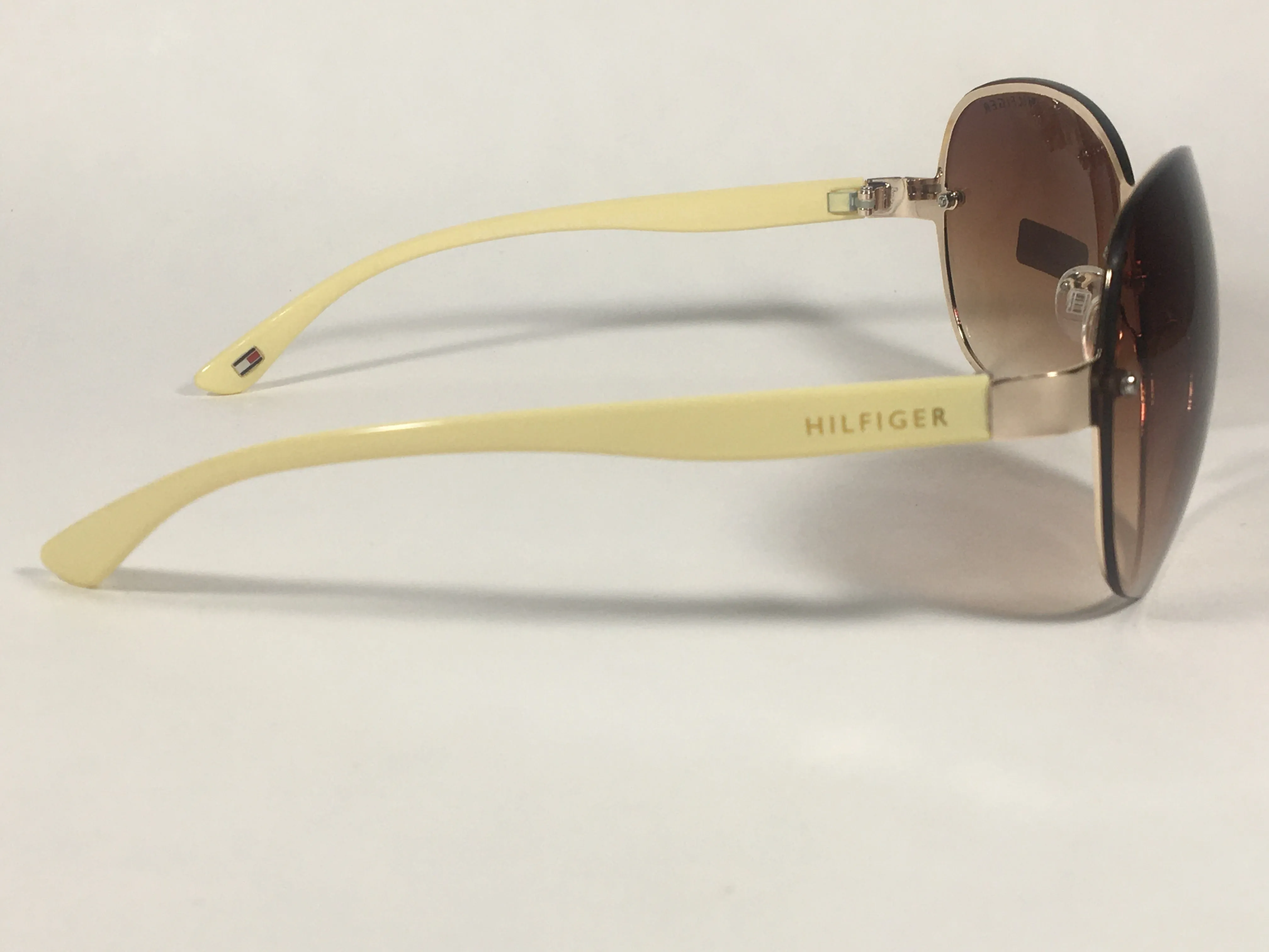 Tommy Hilfiger Melone Rimless Butterfly Sunglasses Gold Cream Frame Brown Gradient Lens MELONE WM OL78