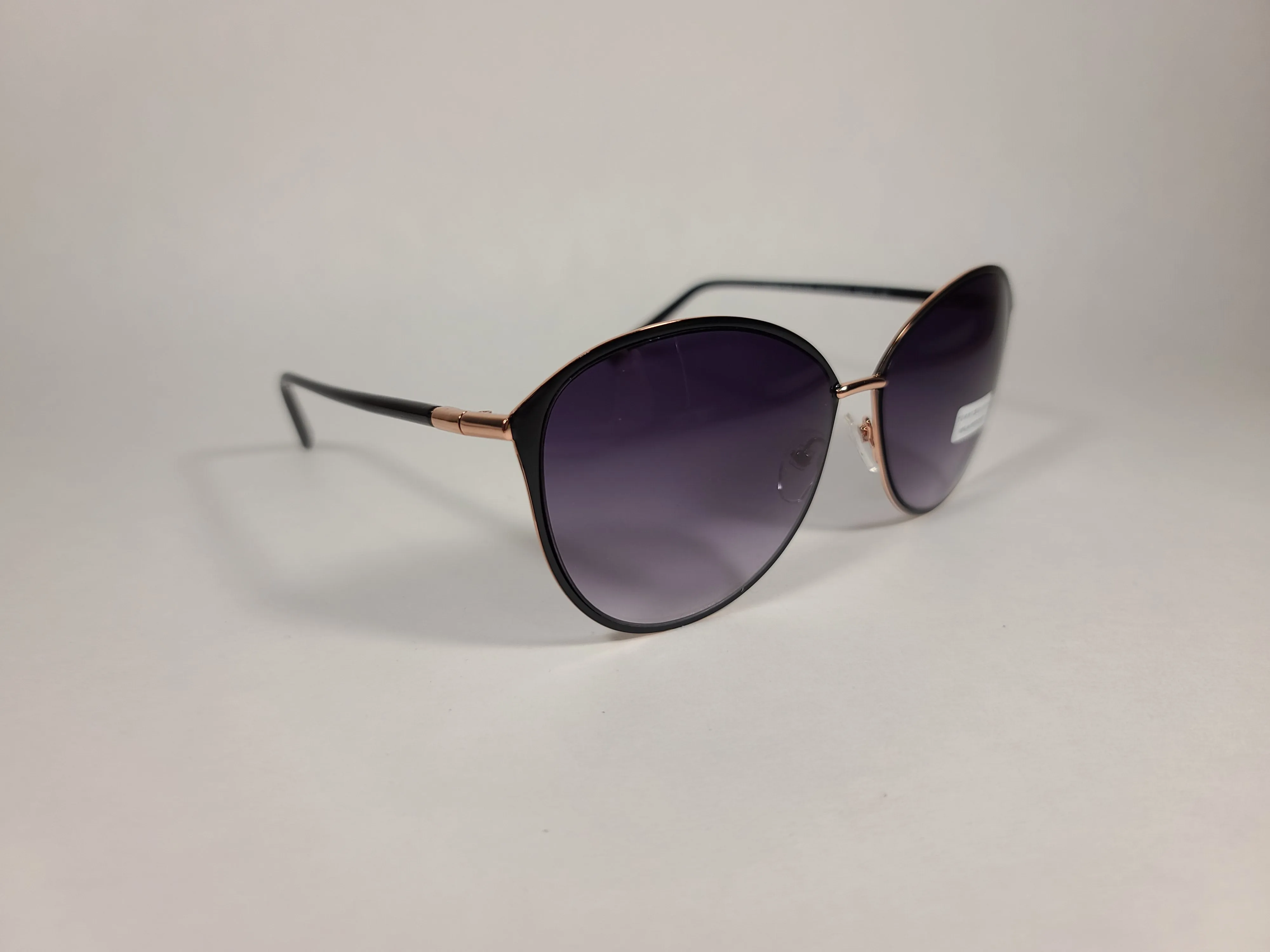 Tommy Hilfiger Shuri Cat Eye Sunglasses Shiny Black and Gold Frame Smoke Gradient Lens WM OL504