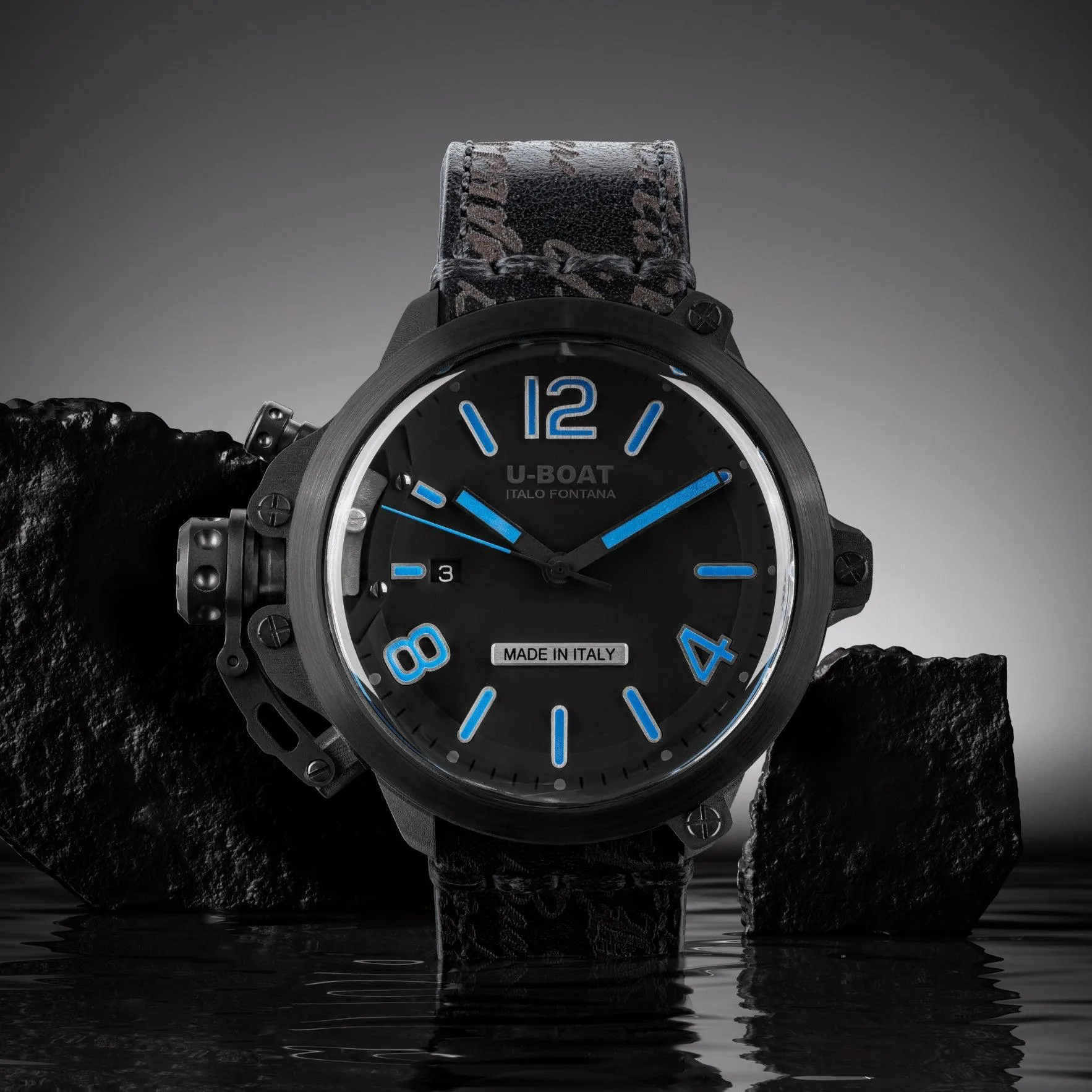 U-Boat Pvd BL 50mm Limited Editiom / 200 Automatic Steel Pvd Black Finish 8806