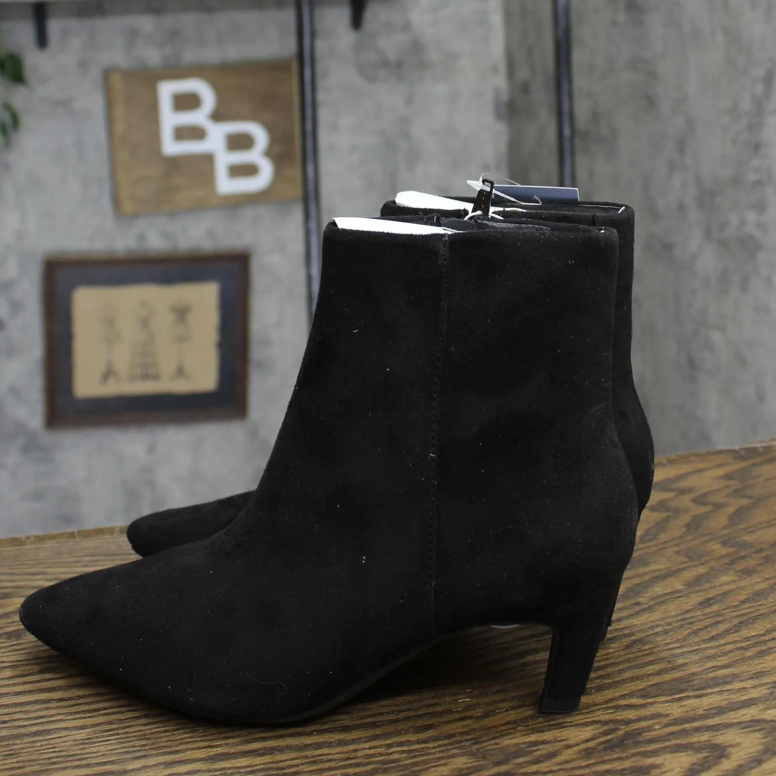 Universal Thread Taylor Kitten Heel Ankle Boots with Memory Foam Insole Black 7M