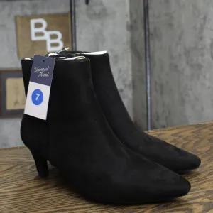 Universal Thread Taylor Kitten Heel Ankle Boots with Memory Foam Insole Black 7M