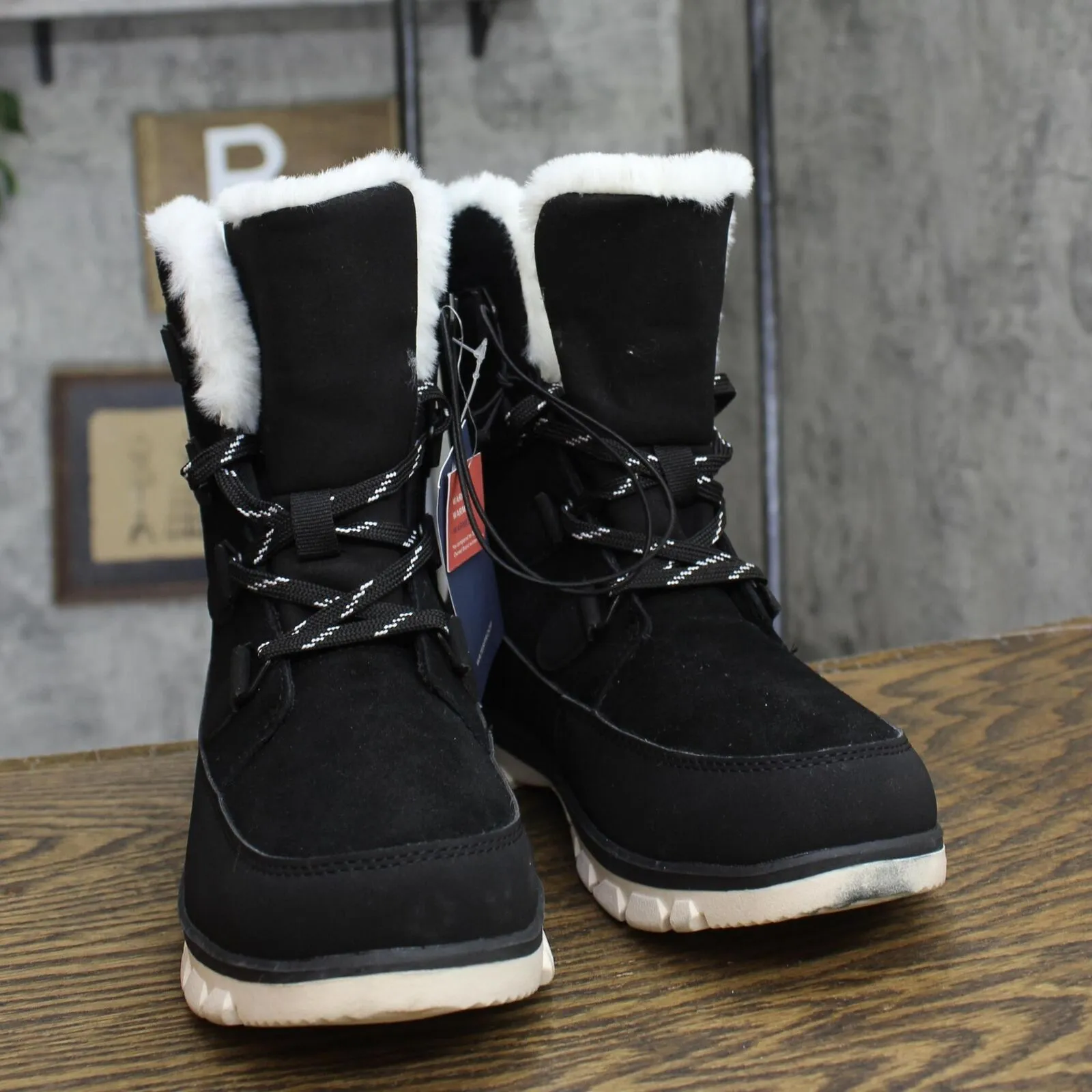 Universal Thread Womens Corie Winter Hiker Boots 91319899 Jet Black 8M