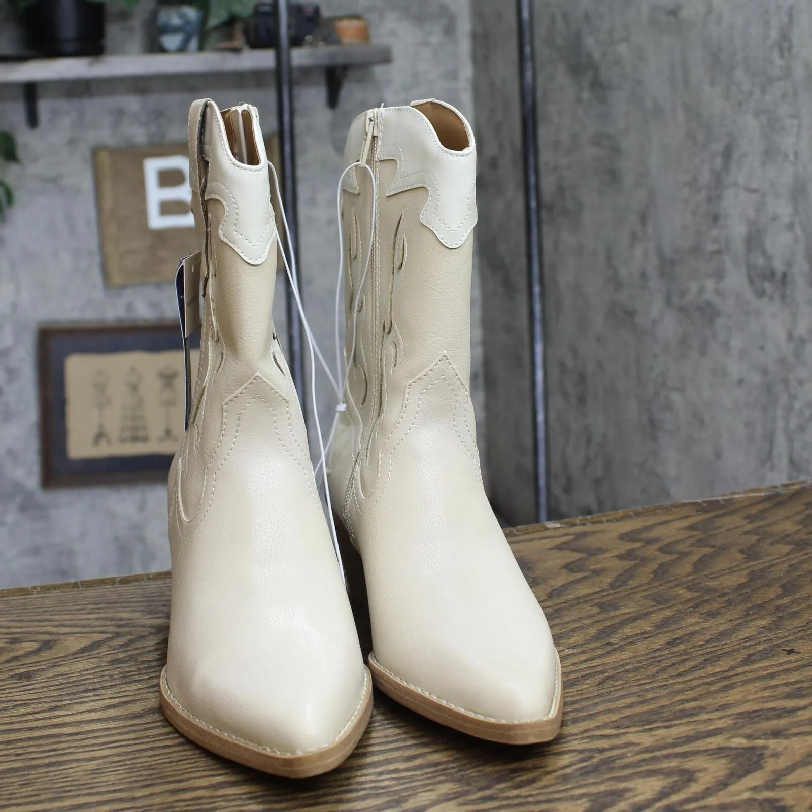 Universal Thread Womens Xena Western Boots 87791419 Tan Brown 6M