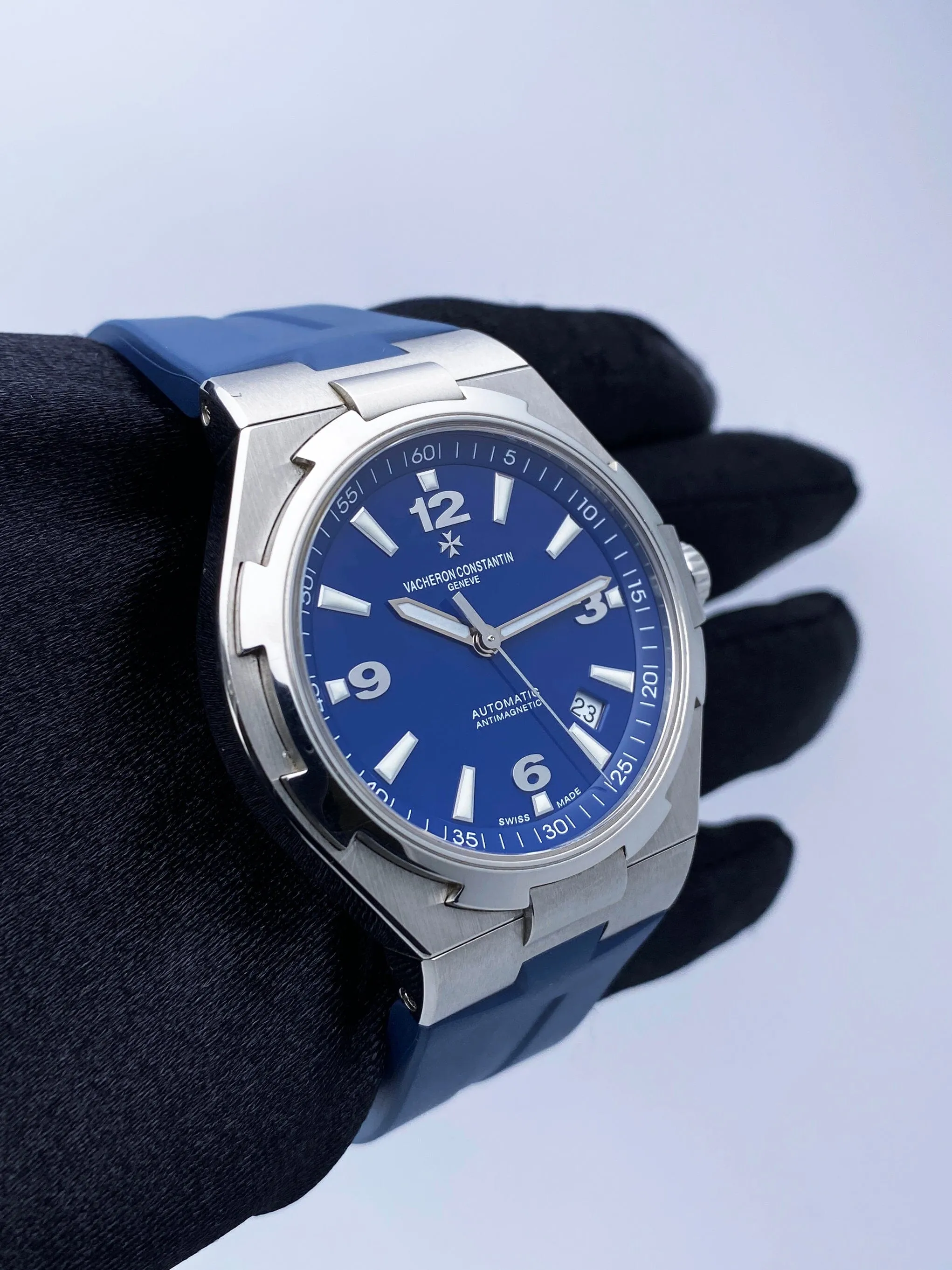 Vacheron Constantin Overseas 47040 Blue Dial Mens Watch With Papers