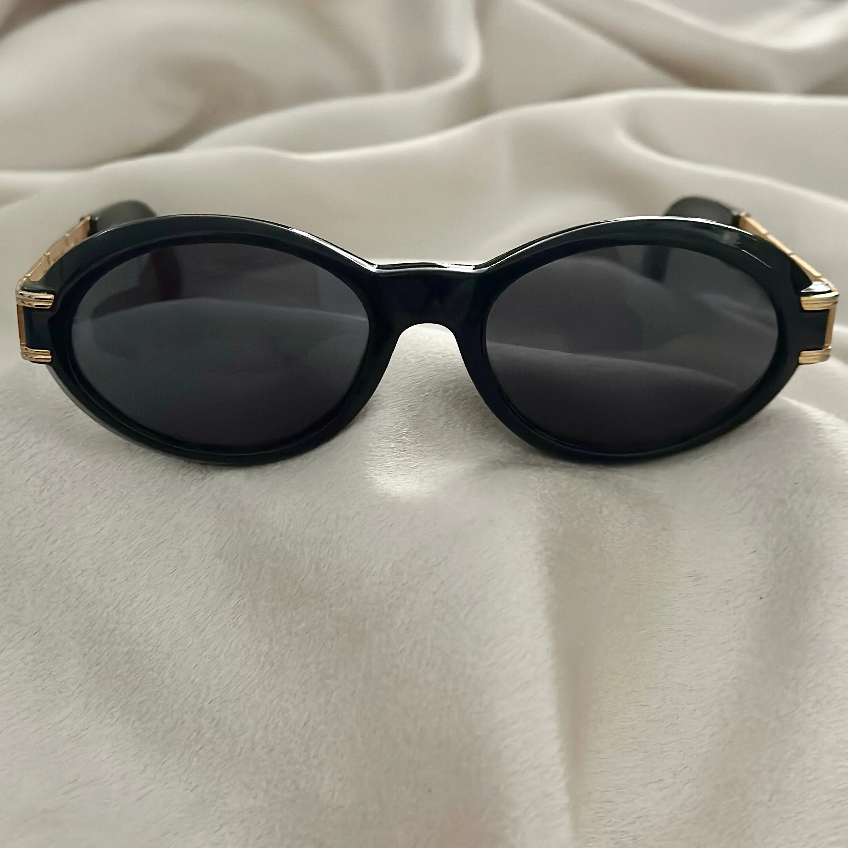 VINTAGE VERSACE SUNGLASSES