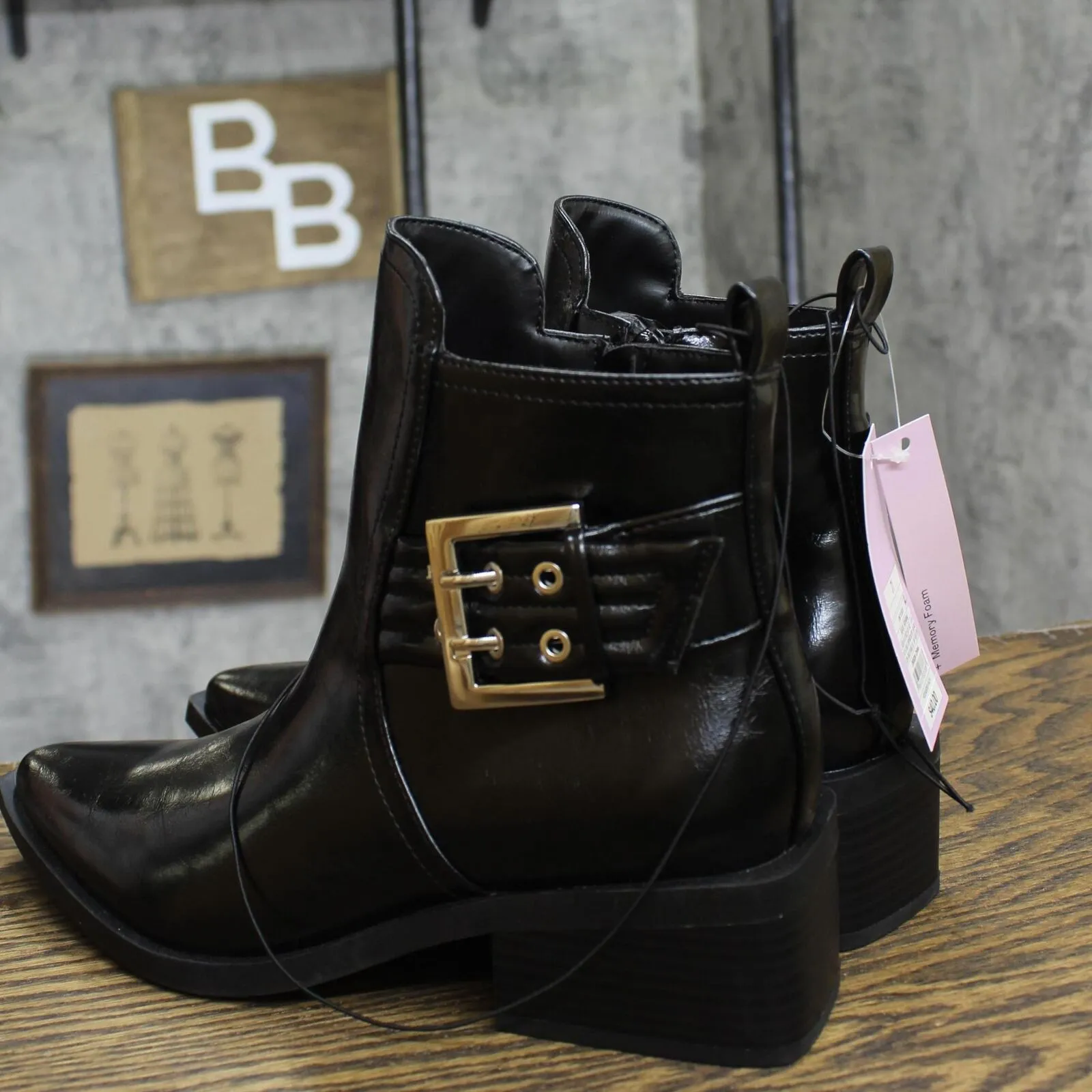 Wild Fable Giovanna Buckle Western Ankle Boots Memory Foam Insole Black 7.5M