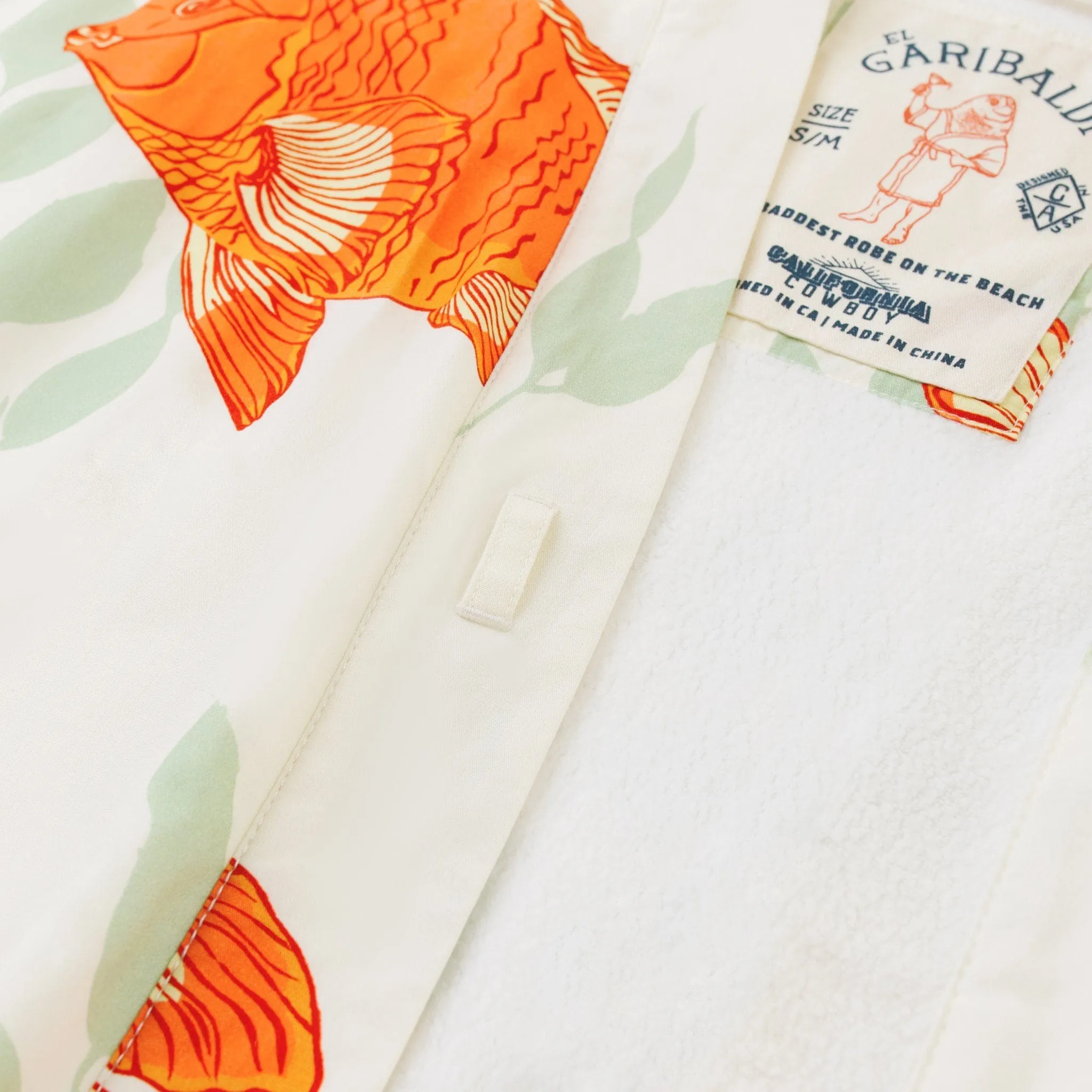 Women’s La Sirena Robe - Garibaldi Fish, White Sand