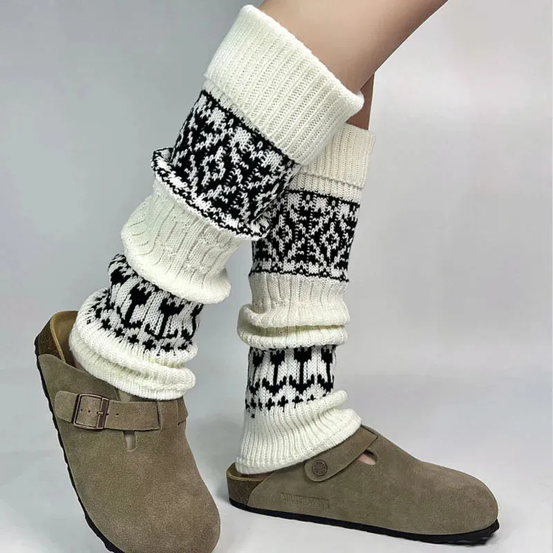 Women’s Vintage Knit Wool Leg Warmers with Tulip Pattern