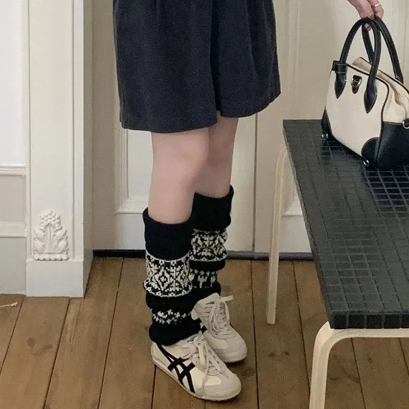 Women’s Vintage Knit Wool Leg Warmers with Tulip Pattern